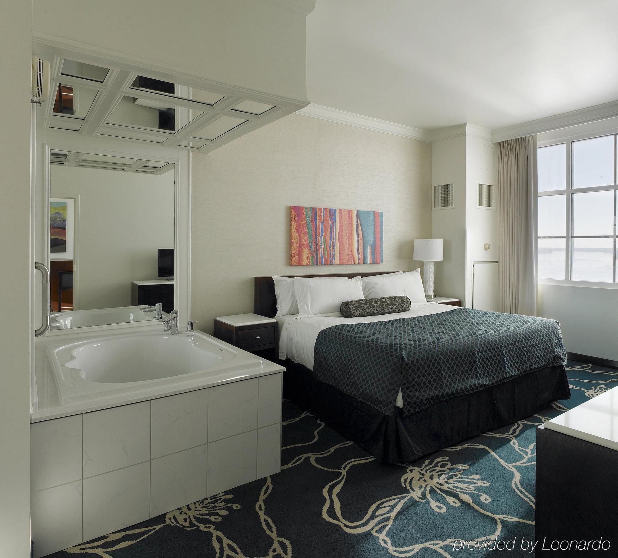 Bally'S Evansville Casino & Hotel Экстерьер фото
