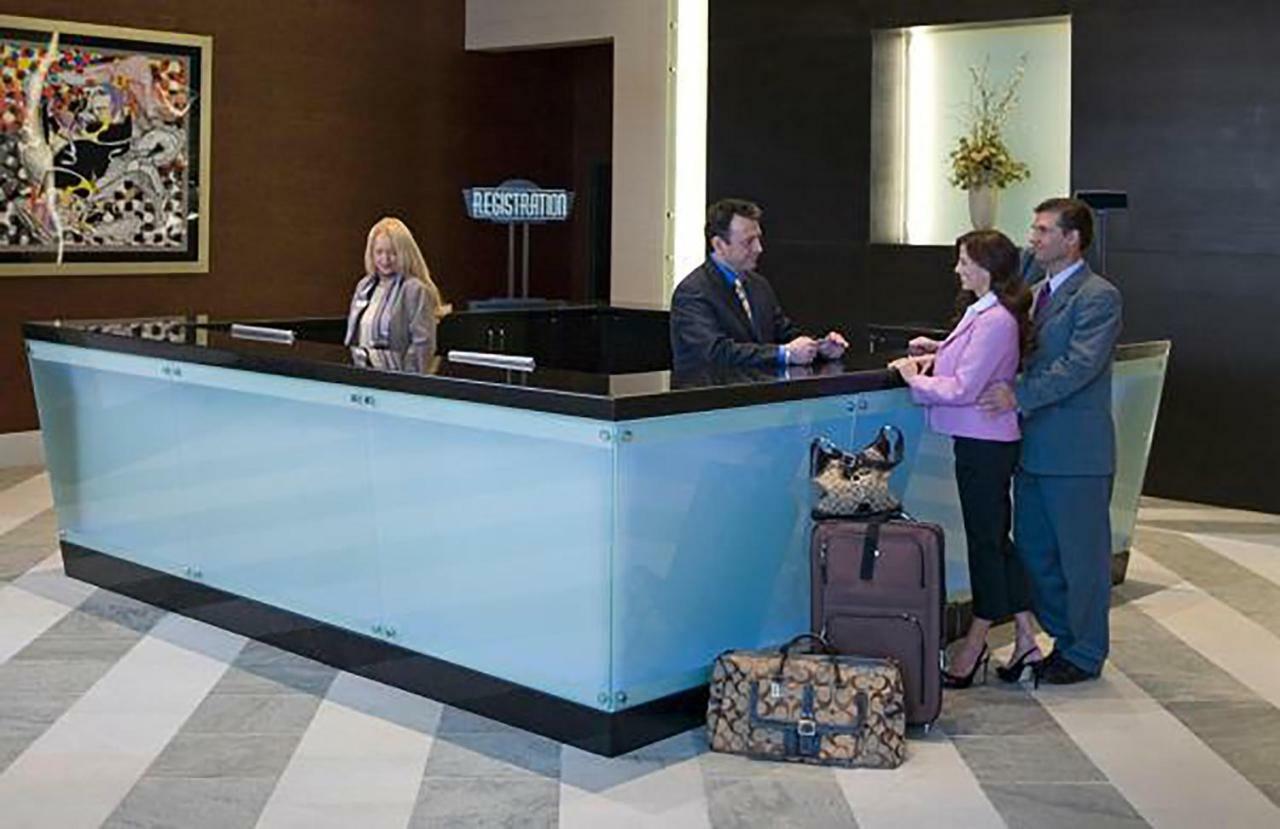 Bally'S Evansville Casino & Hotel Экстерьер фото